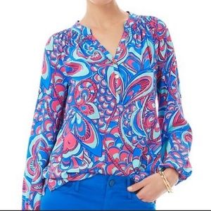 LILLY PULITZER Elsa Top in Reel Me In - EUC